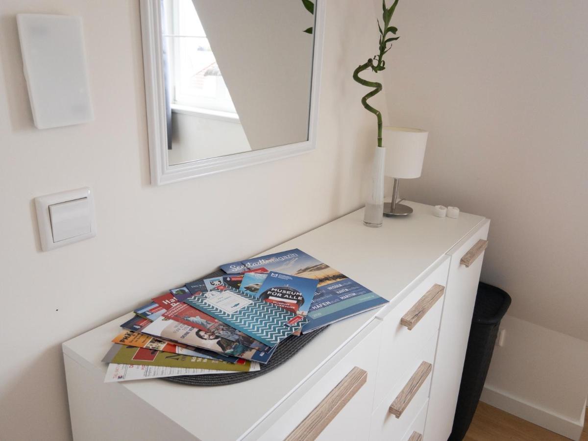 Woelkchen - Wohnung Mit Balkon, Holzdielen & Tv เบรเมอร์ฮาเฟิน ภายนอก รูปภาพ